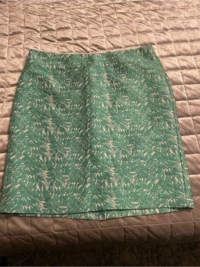 Ann Taylor Teal and White Printed Pencil Skirt